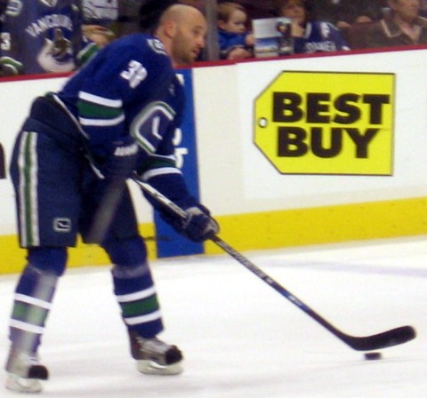 Pavol Demitra playing for Vancouver Canucks