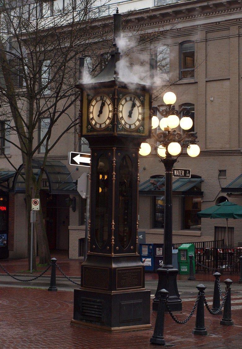 Gastown Steam Clock by Jon Wick