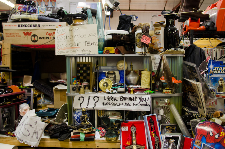 16You can discover the spirit of garage sales