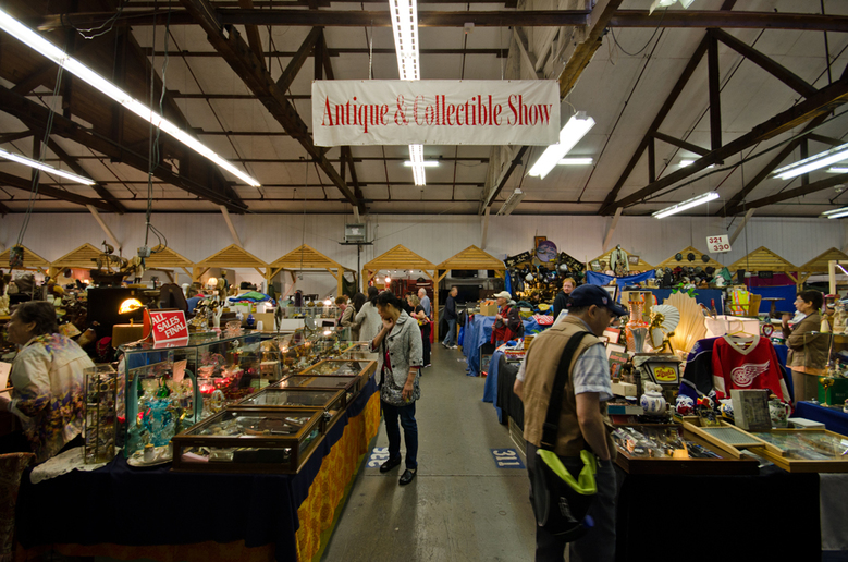 19Antique and Collectible Show